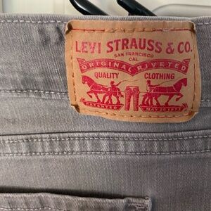 Levi’s, 505 Straight, 32 x 32, grey soft Jeans, Red R tab, not Levi’s tab,unique